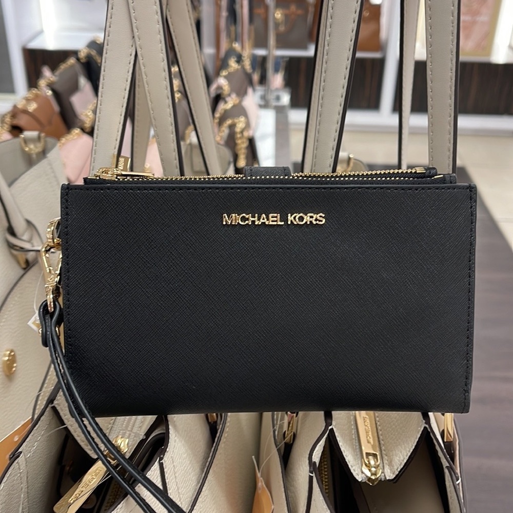 MICHAEL KORS LARGE DOUBLE ZIP WRISTLET WALLET PHONE CASE CLUTCH 
Black - Picture 5 of 16